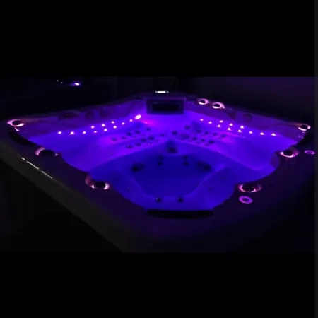 Bulle Perchee אוהל מפואר *